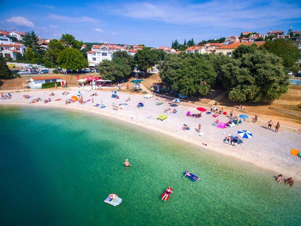 Appartamento Casa Gremar Pjescana Uvala Esterno foto